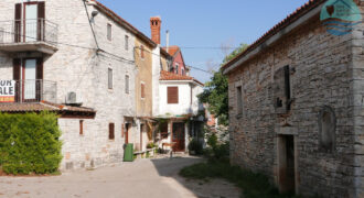 Kamena kuća u Jukima – Buje